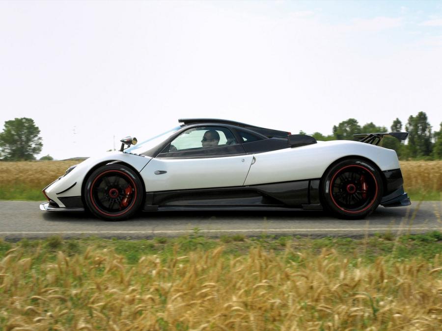  Pagani Zonda Cinque 2008 года  (фото 27 из 30)